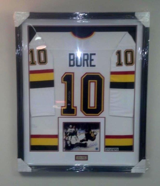 white Jersey Frame